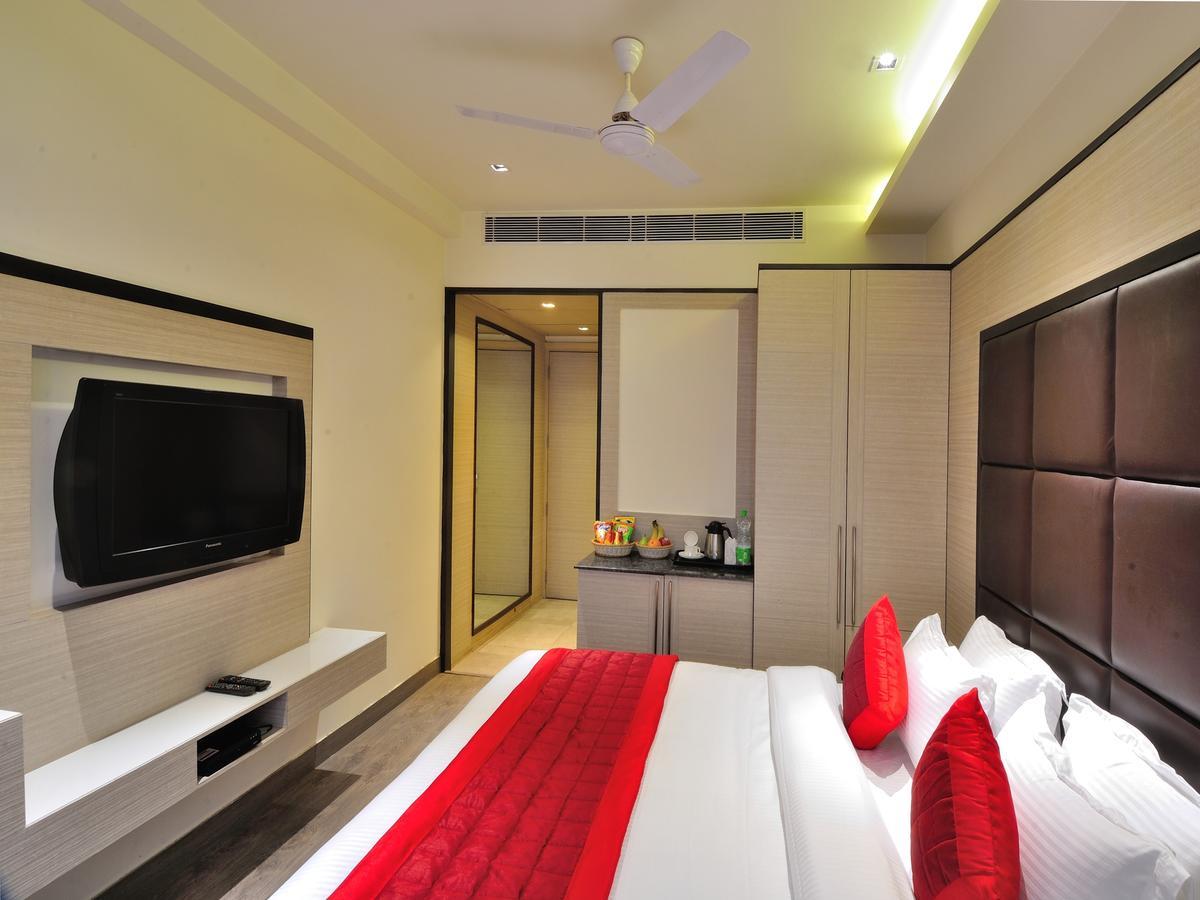 Royal Grand - Opposite Axis Bank East Patel Nagar 3* New Delhi