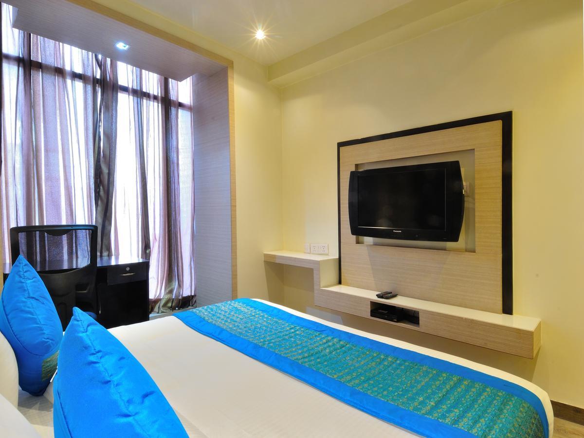 Royal Grand - Opposite Axis Bank East Patel Nagar 3* New Delhi