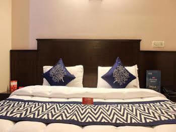 Oyo Paharganj Near Bikaner Sweets 3* New Delhi