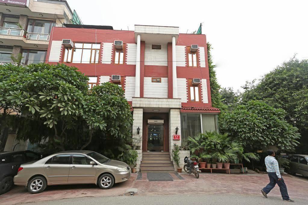 Hotel Oyo Kalkaji Mandir 3*