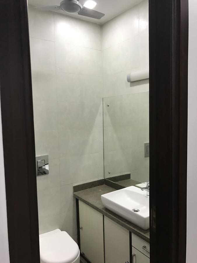 Ideal 3bhk Apartment!downtown Apartment New Delhi
