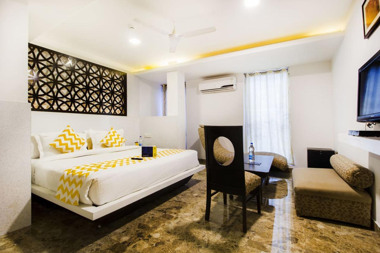 Fabhotel White Klove Near Railway Station Hotel
