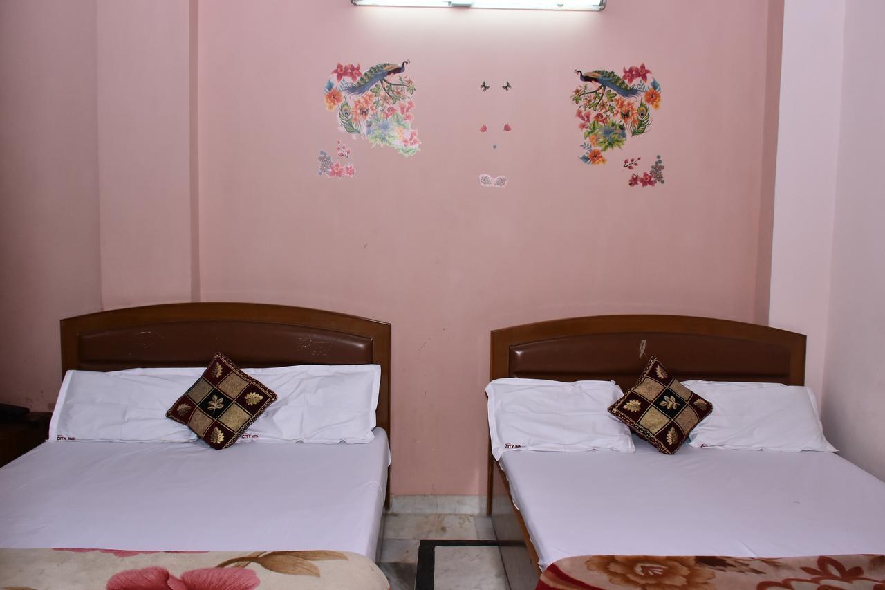 Hotel Dx 2*