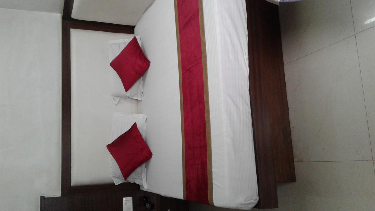 Hotel White House Tourist New Delhi