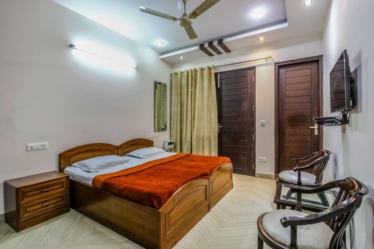 Royal 3* New Delhi
