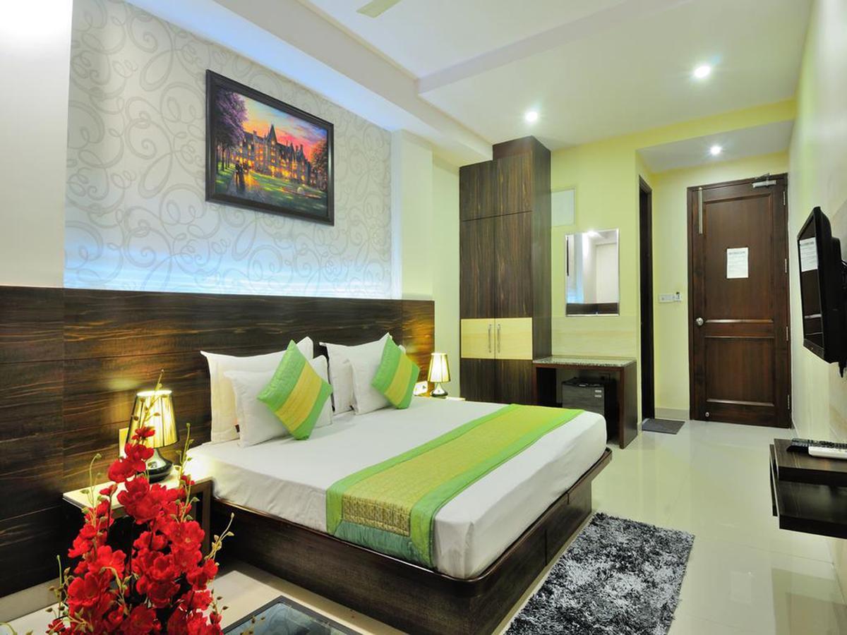 Sky Rich International - 05 Mins From Karol Bagh Metro Station Hotel 4*
