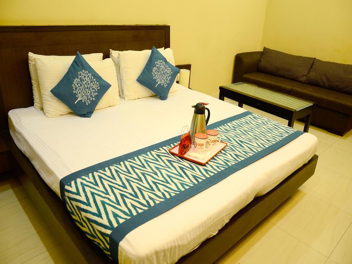 Hotel Oyo 2066 Vikaspuri Delhi (National Capital Territory of India)