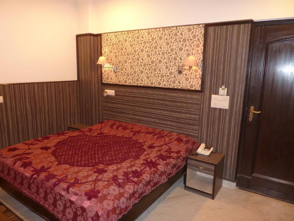 Rama Deluxe Hotel