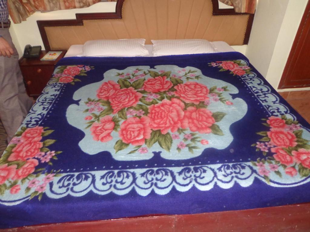 Harjas Palace 2*