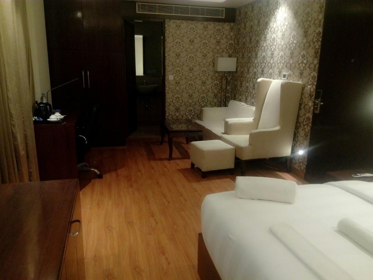 The Grand Parisian Delhi (National Capital Territory of India)