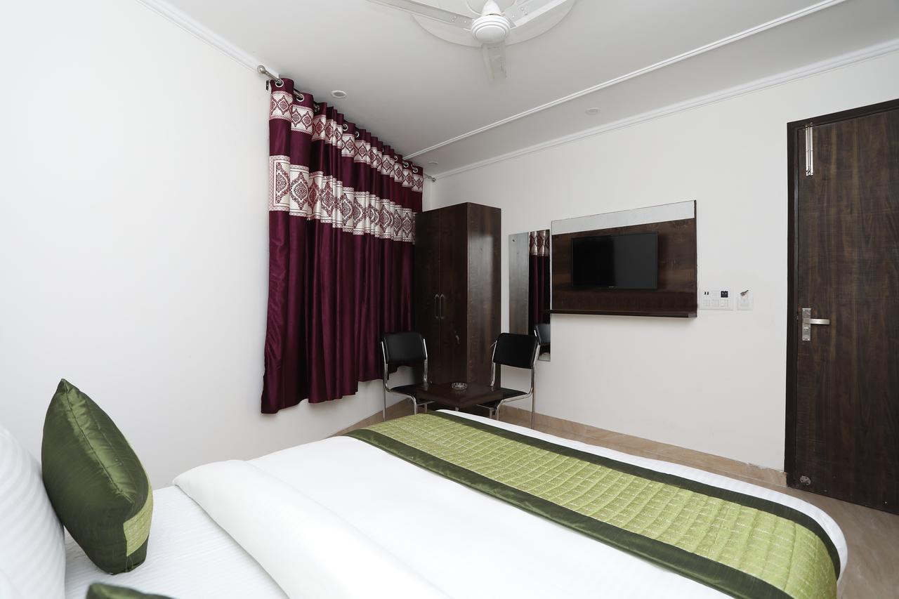 Hotel Fabhotel S Ambience Delhi Airport