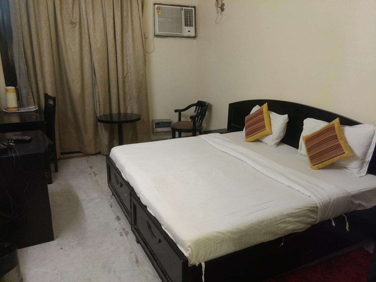 Centre Nizamuddin Hotel