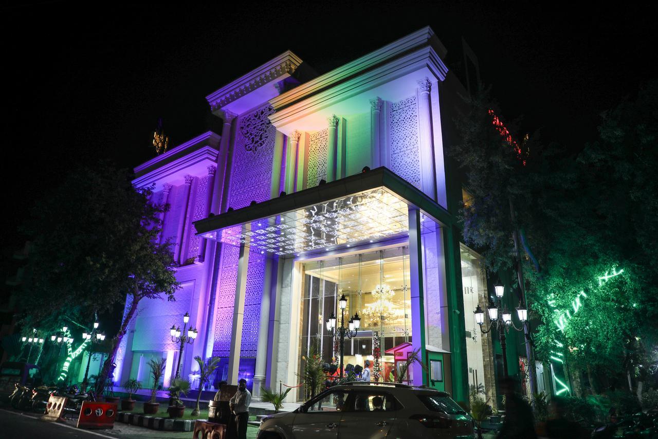 The Grand Parisian 3*