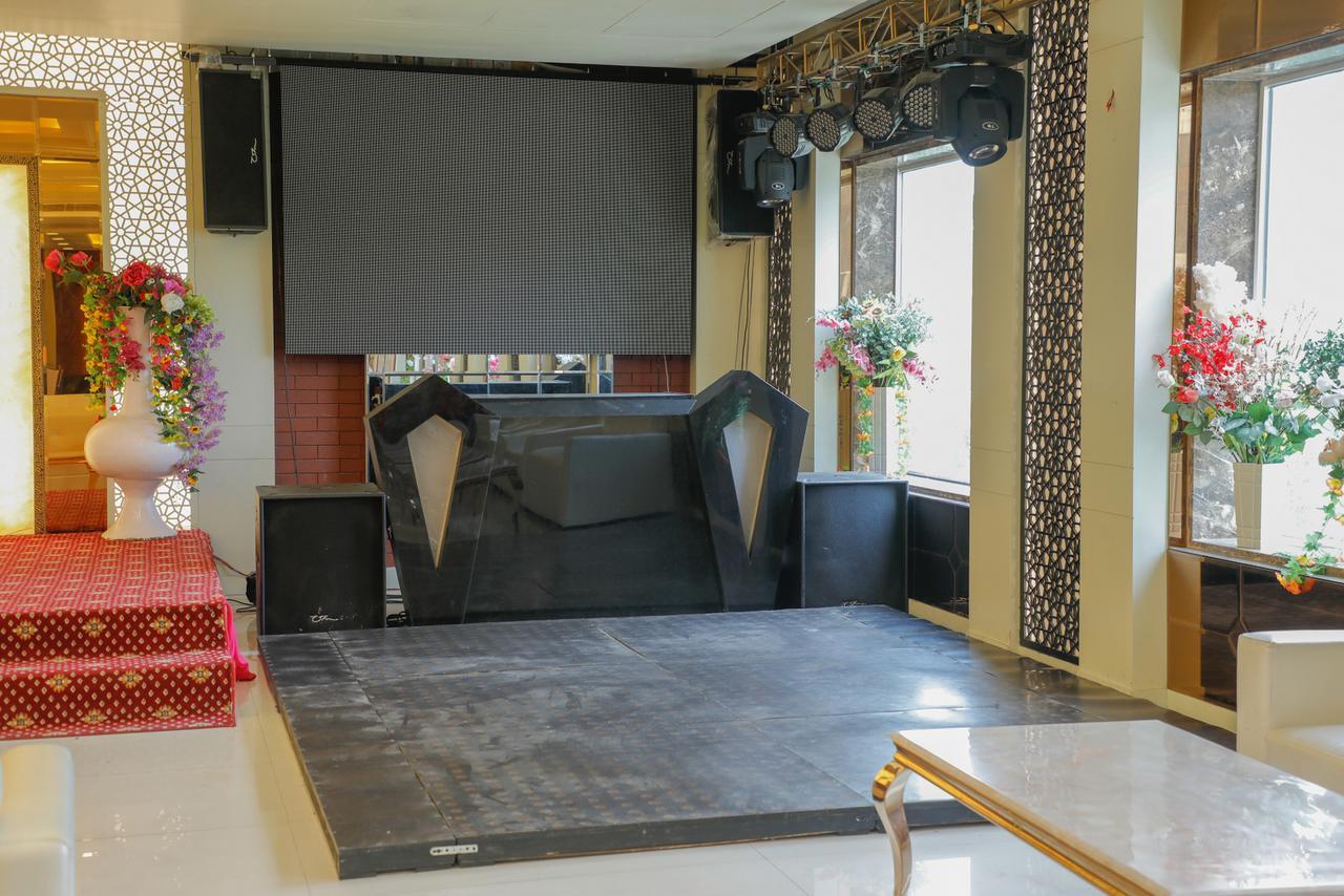 Hotel The Grand Parisian 3*