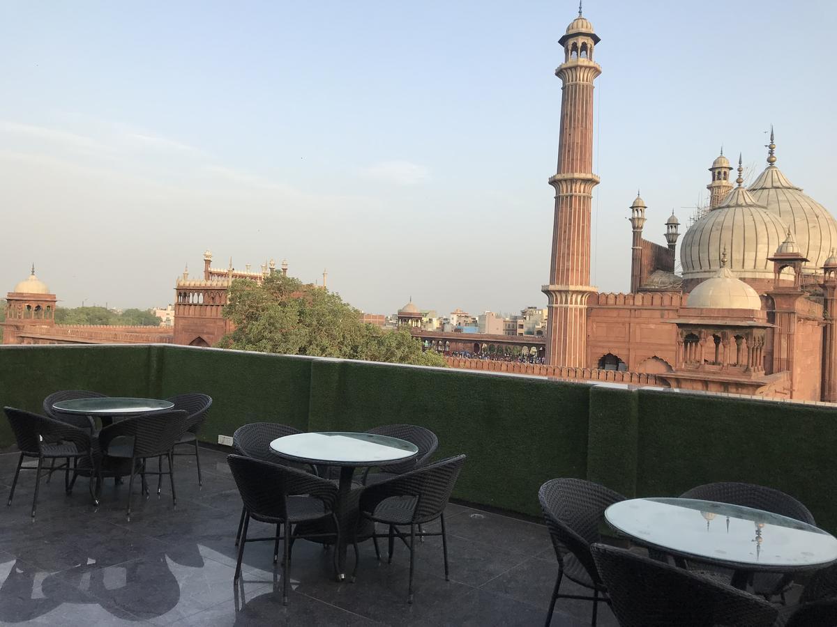 Aiwan-e-shahi Hotel 3*