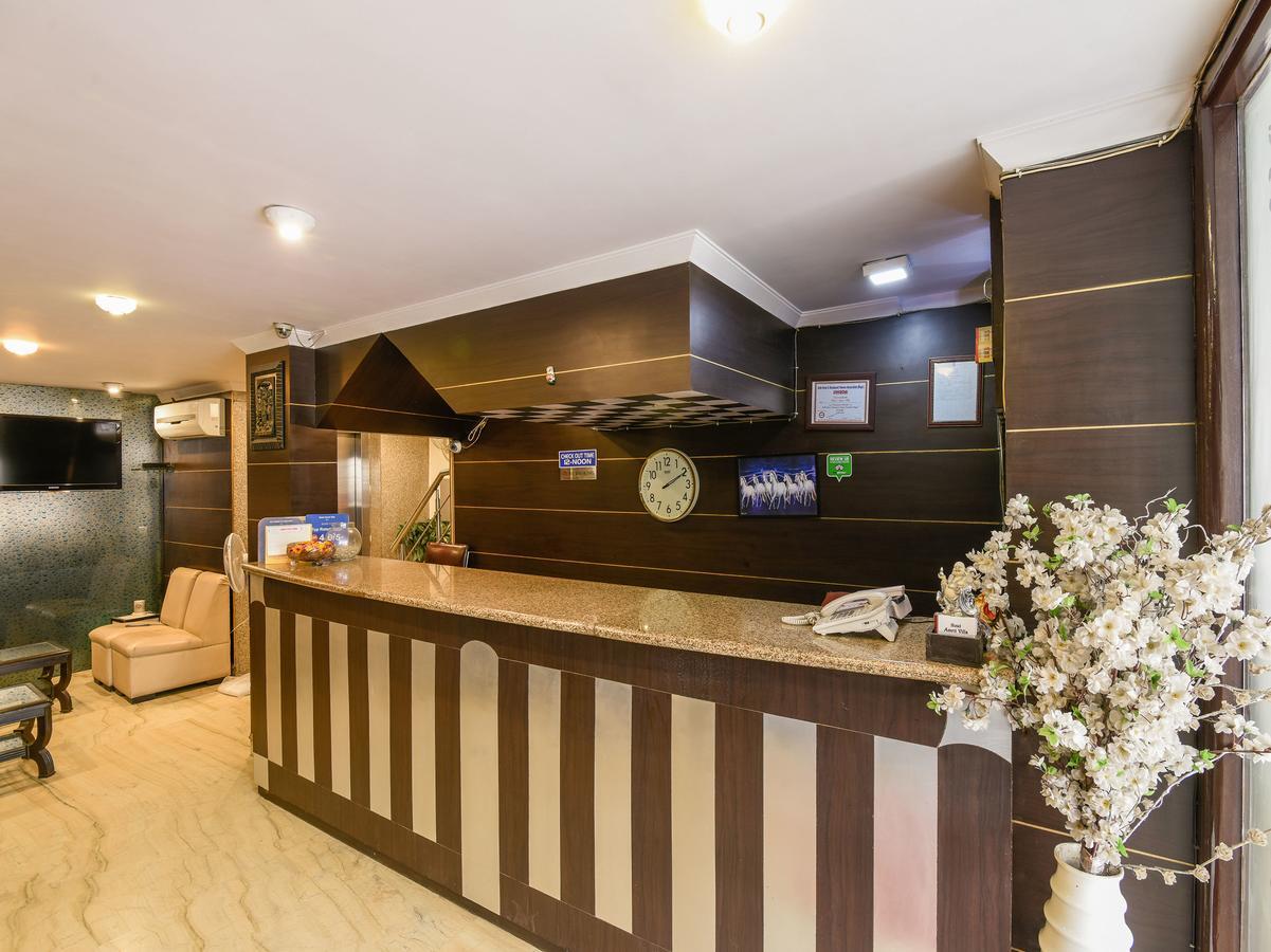 Amrit Hotel 3*