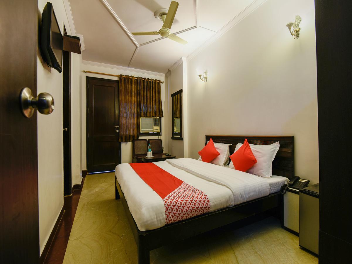Hotel Amrit