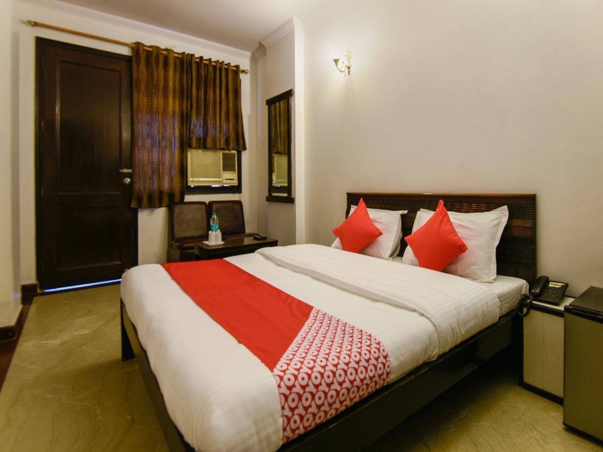 Amrit Hotel