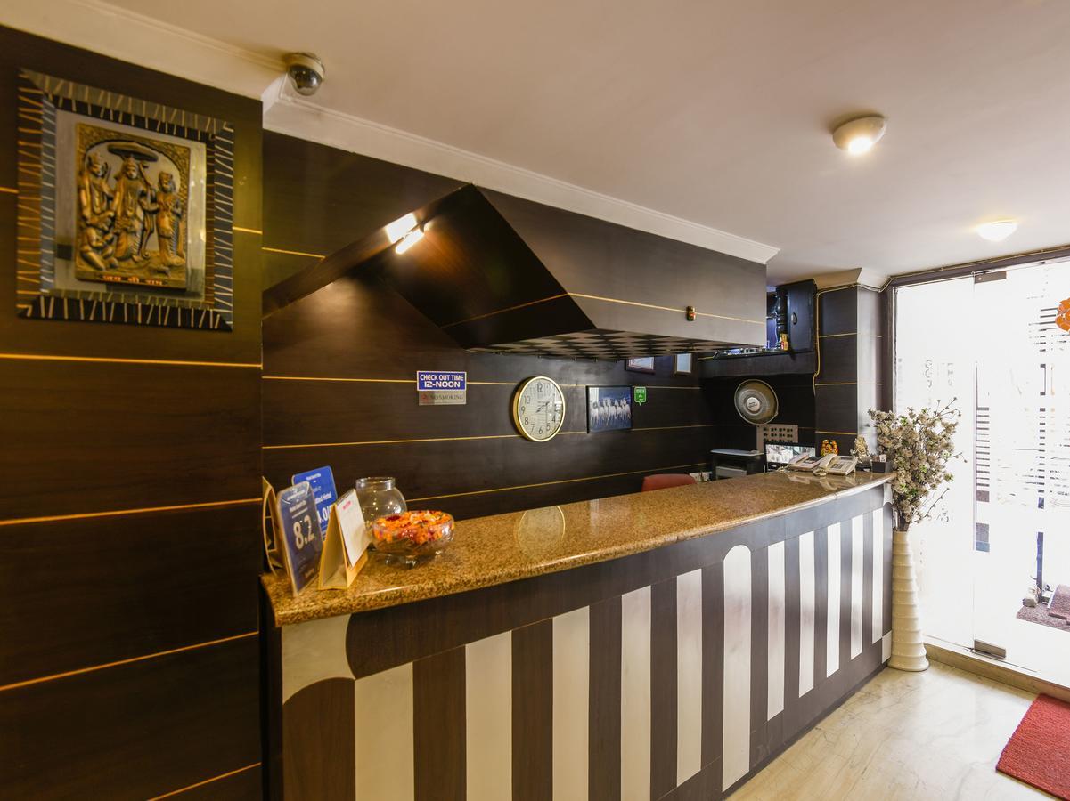 Hotel Amrit 3*