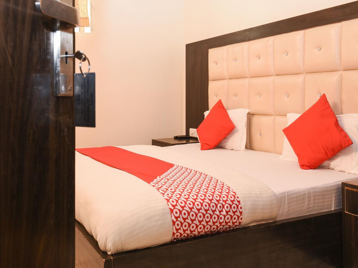 Hotel Oyo 14721 Vishesh Continental