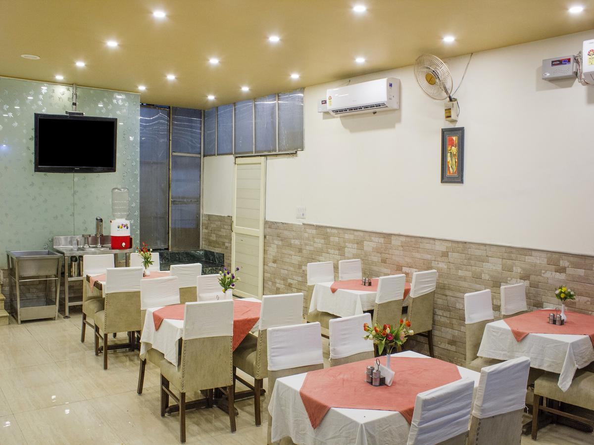Fabhotel Marble Arch Karol Bagh