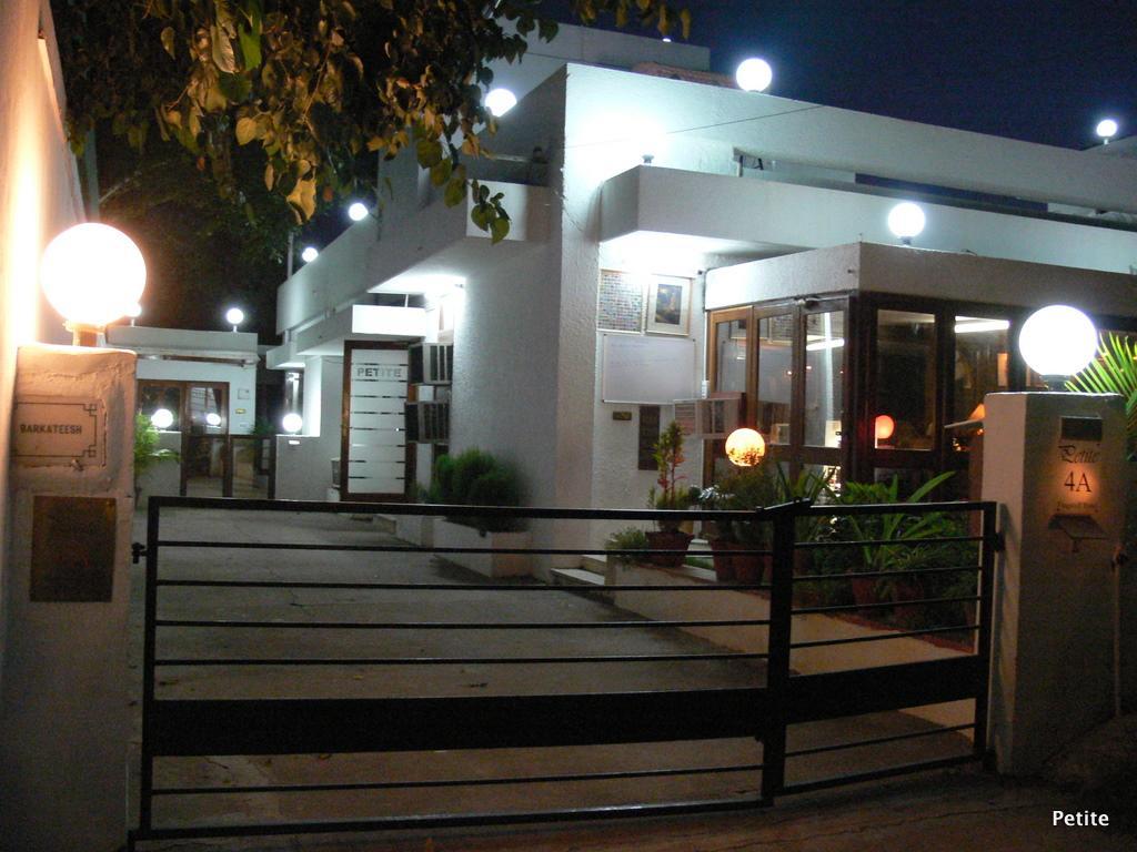 Bed & Breakfast Petite New Delhi