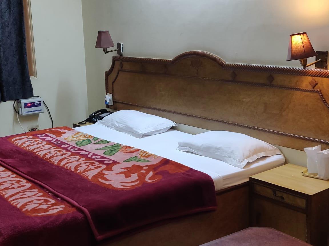 Atithi Palace Hotel
