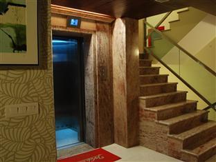 Omega Residency Hotel New Delhi
