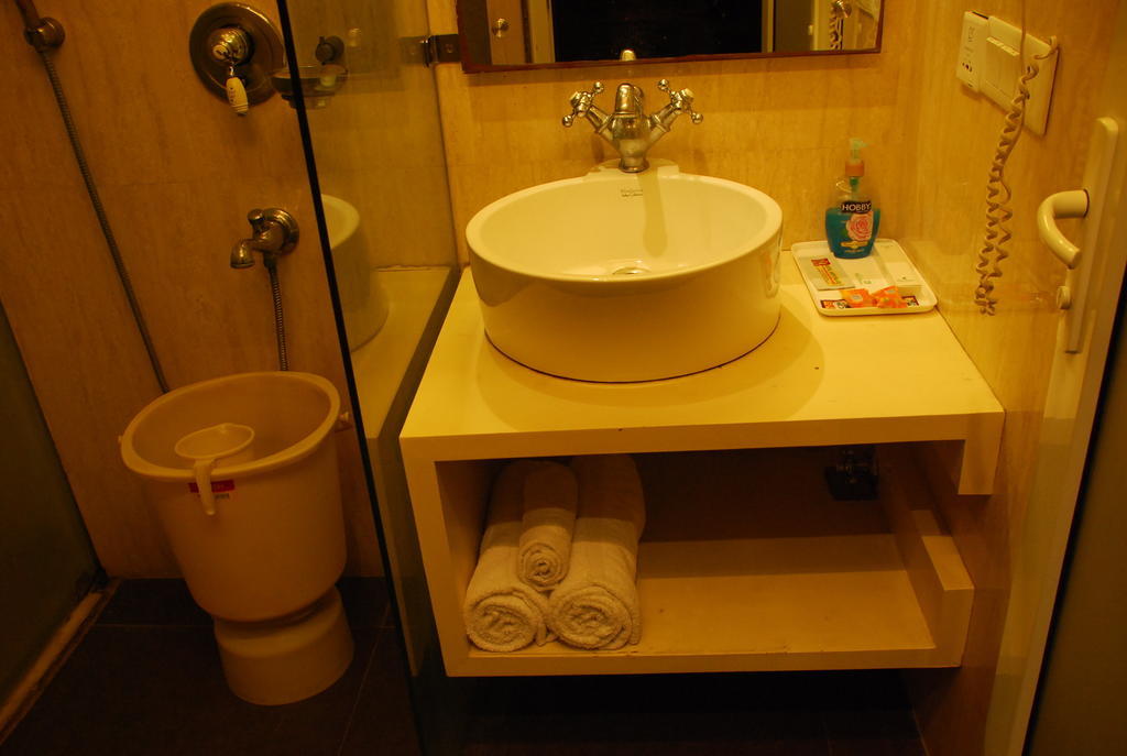 Arpit Palace Hotel