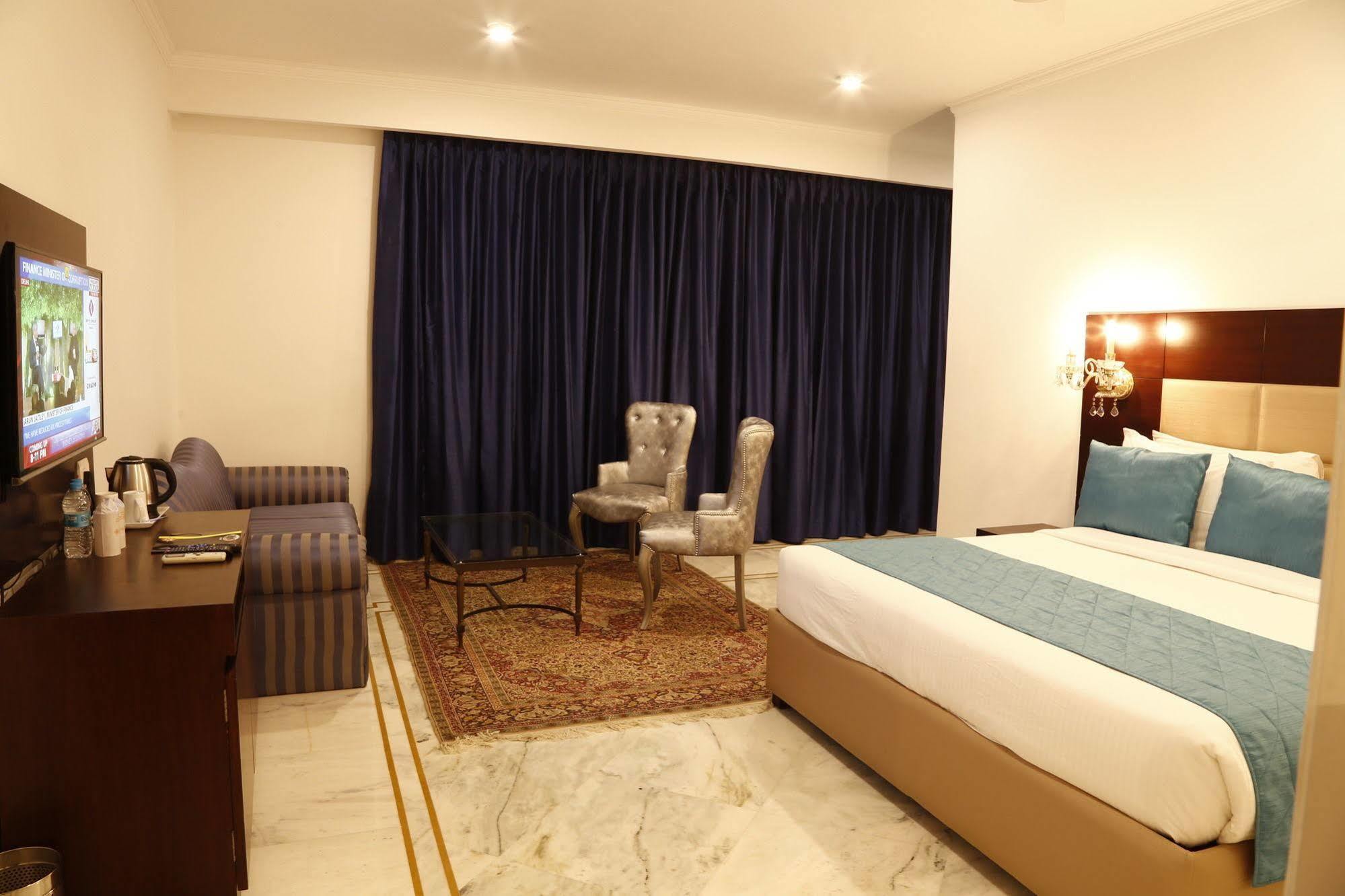 Africa Avenue New Delhi