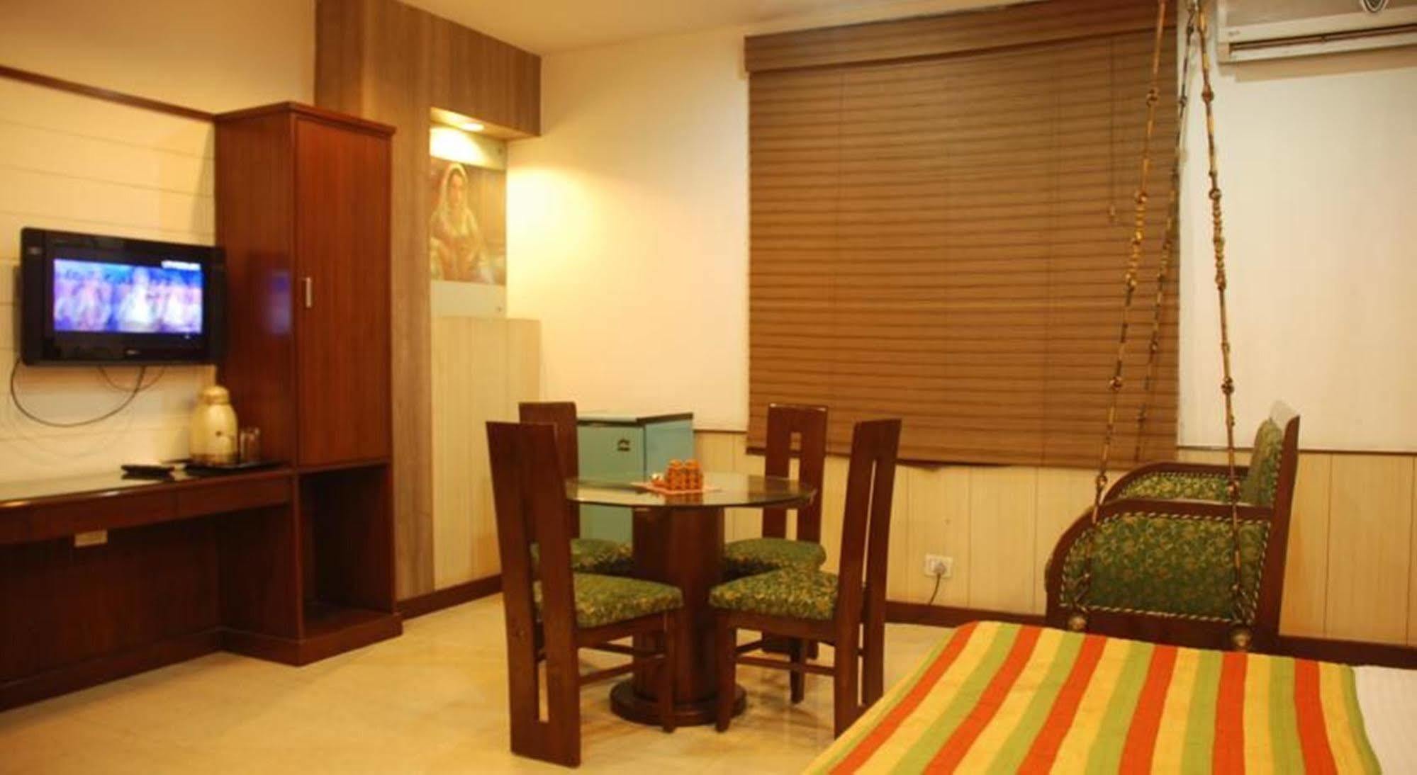 Baba Inn-by Rcg 3* New Delhi