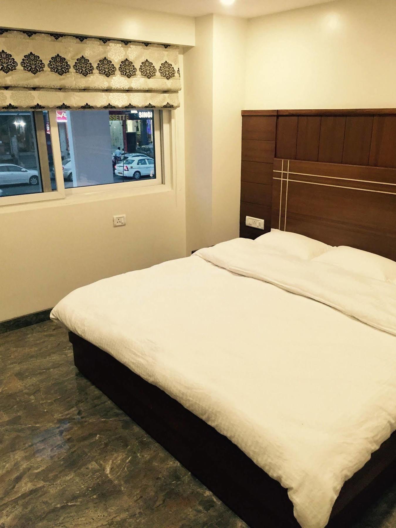 Hotel Avtar