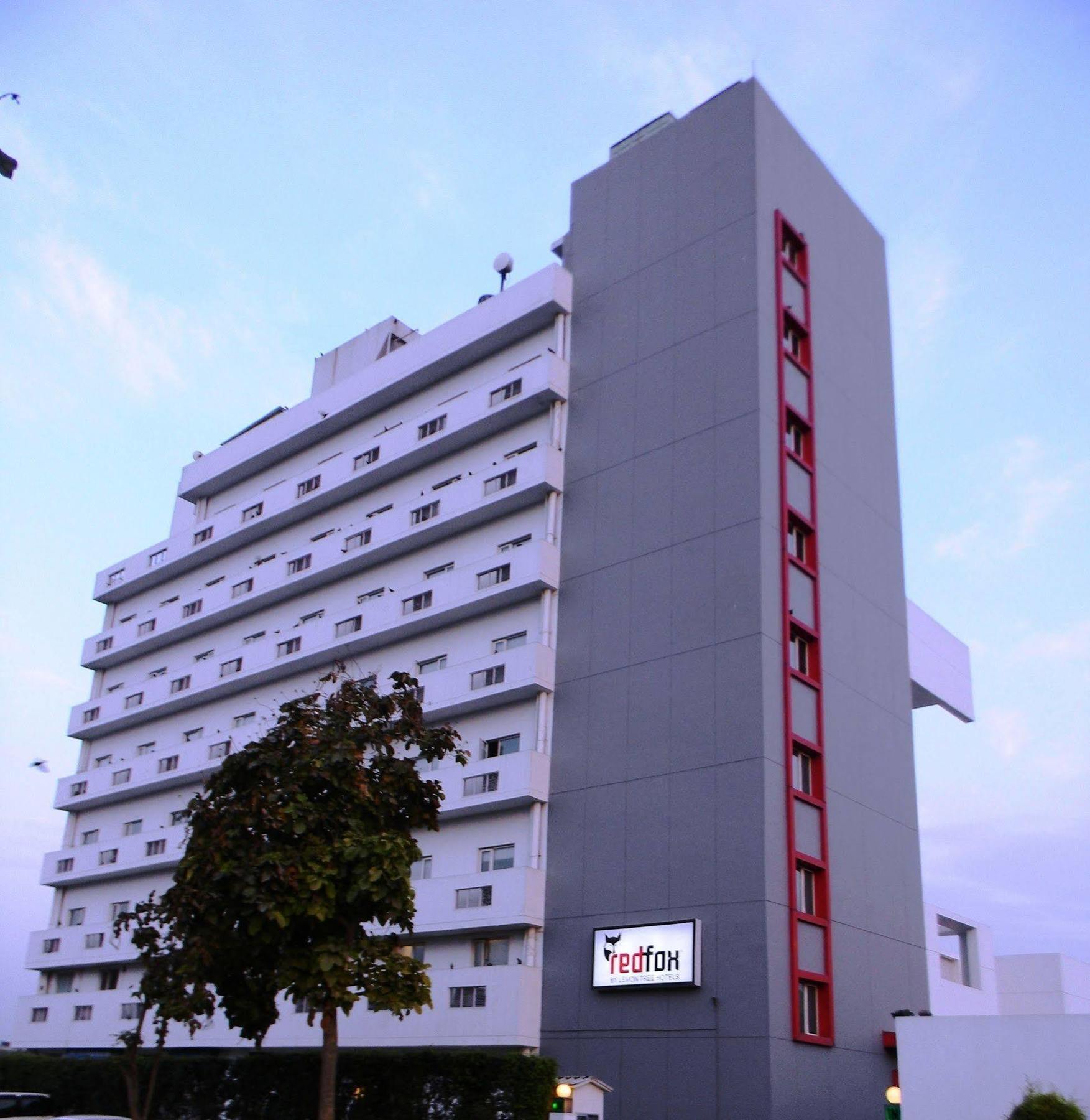 Hotel Red Fox By Lemon Tree Hotels, East 3*