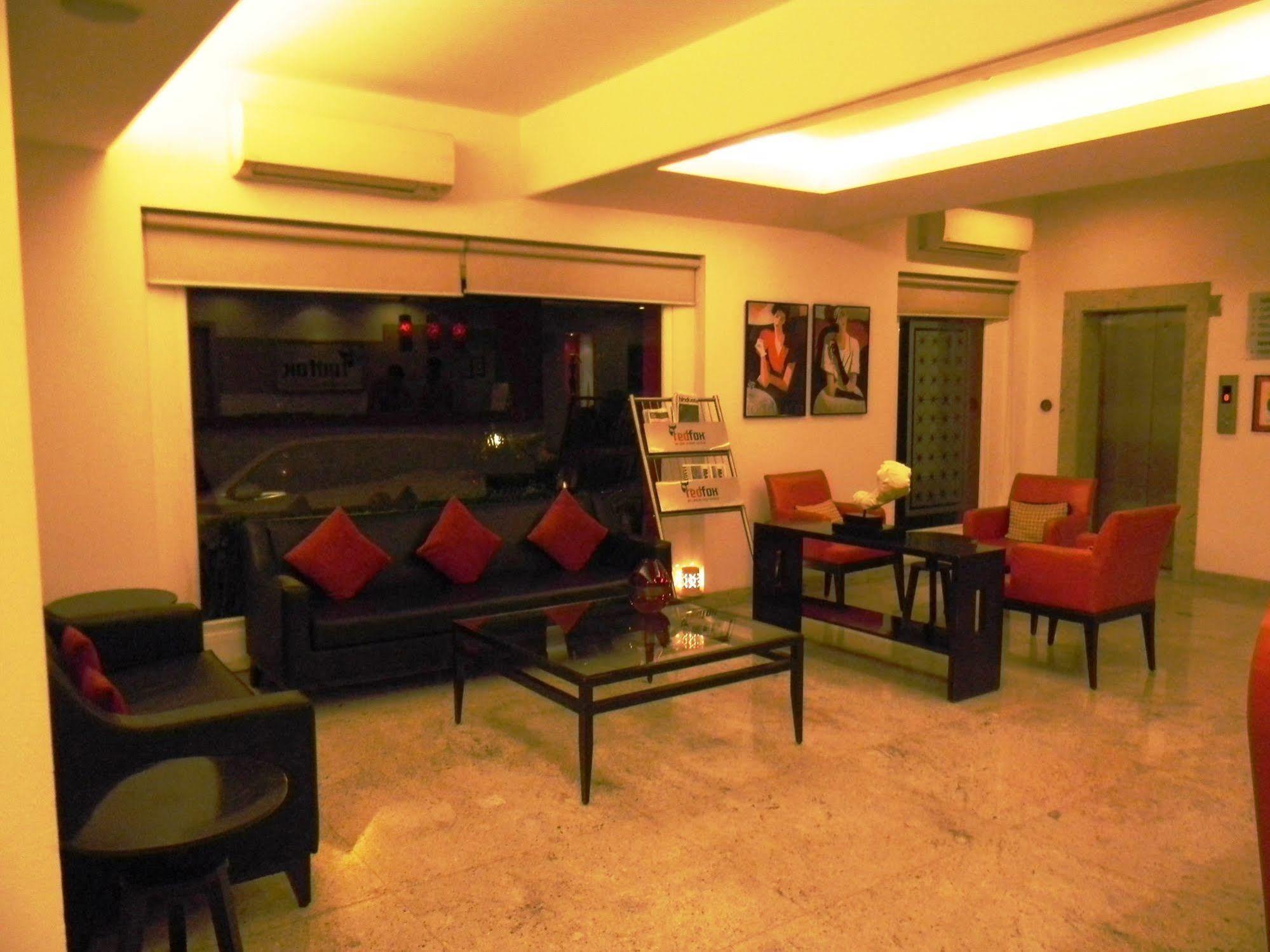 Red Fox By Lemon Tree Hotels, East Hotel 3*