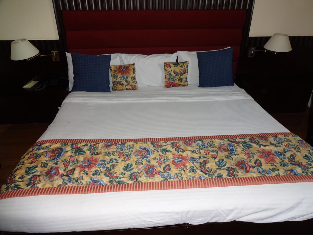 Broadway 3* Delhi (National Capital Territory of India)