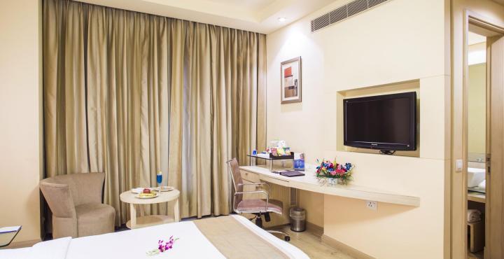 Sarovar Portico Naraina,