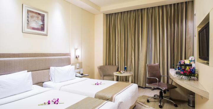 Sarovar Portico Naraina,
