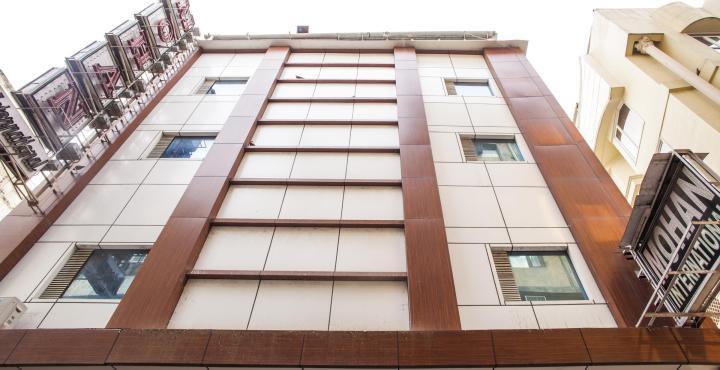 Hotel Mohan International