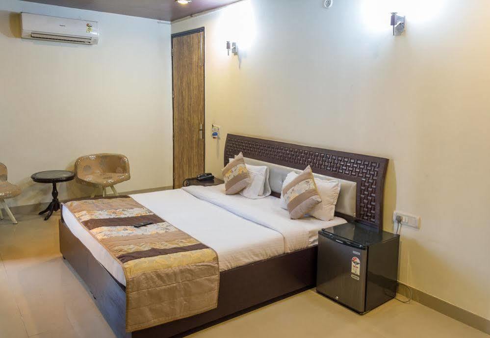 Hotel China Town 3*