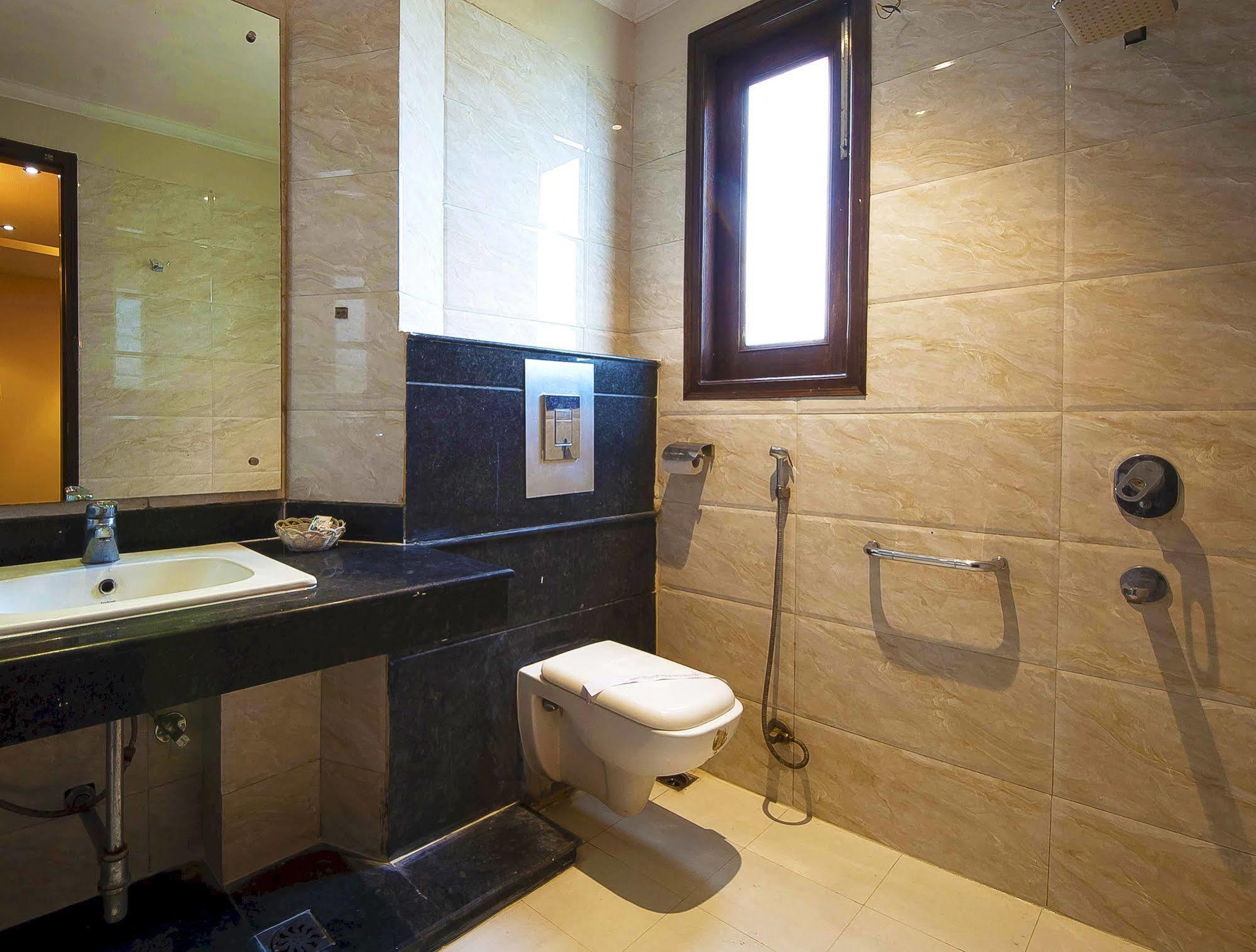 Hotel Centre New Delhi