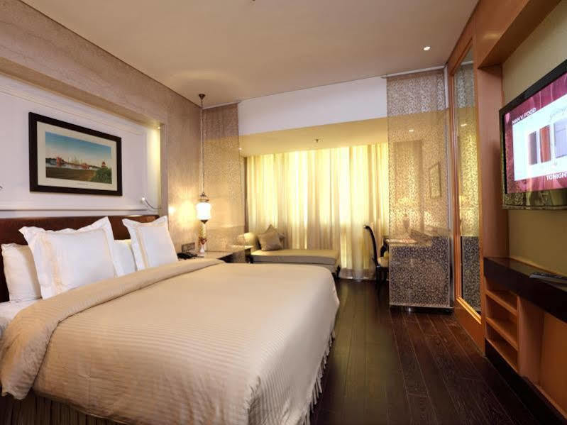 The Ashok, Hotel