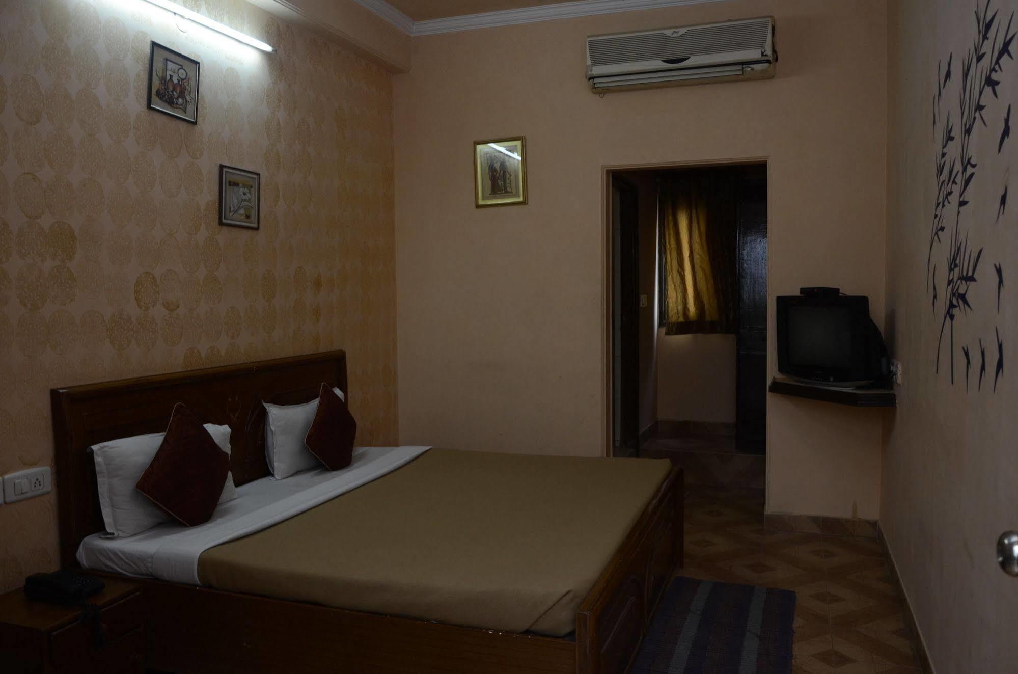 Fabexpress Grand Shoba 3* Nova Deli