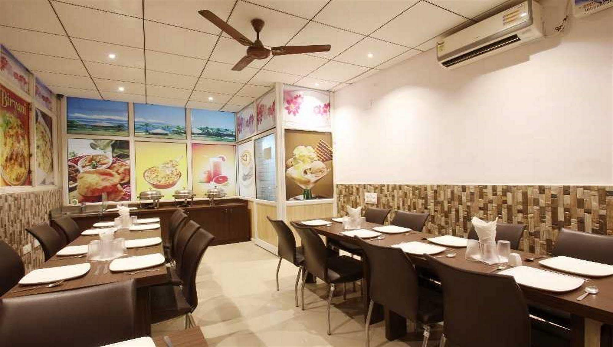 Mohan International Hotel New Delhi