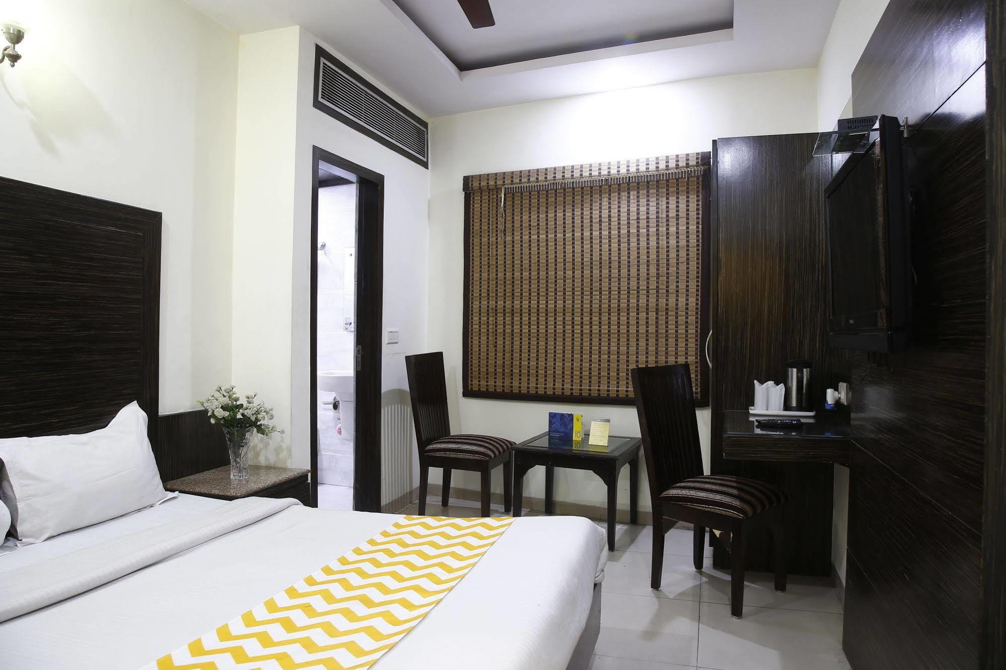 Hotel Mohan International 3*