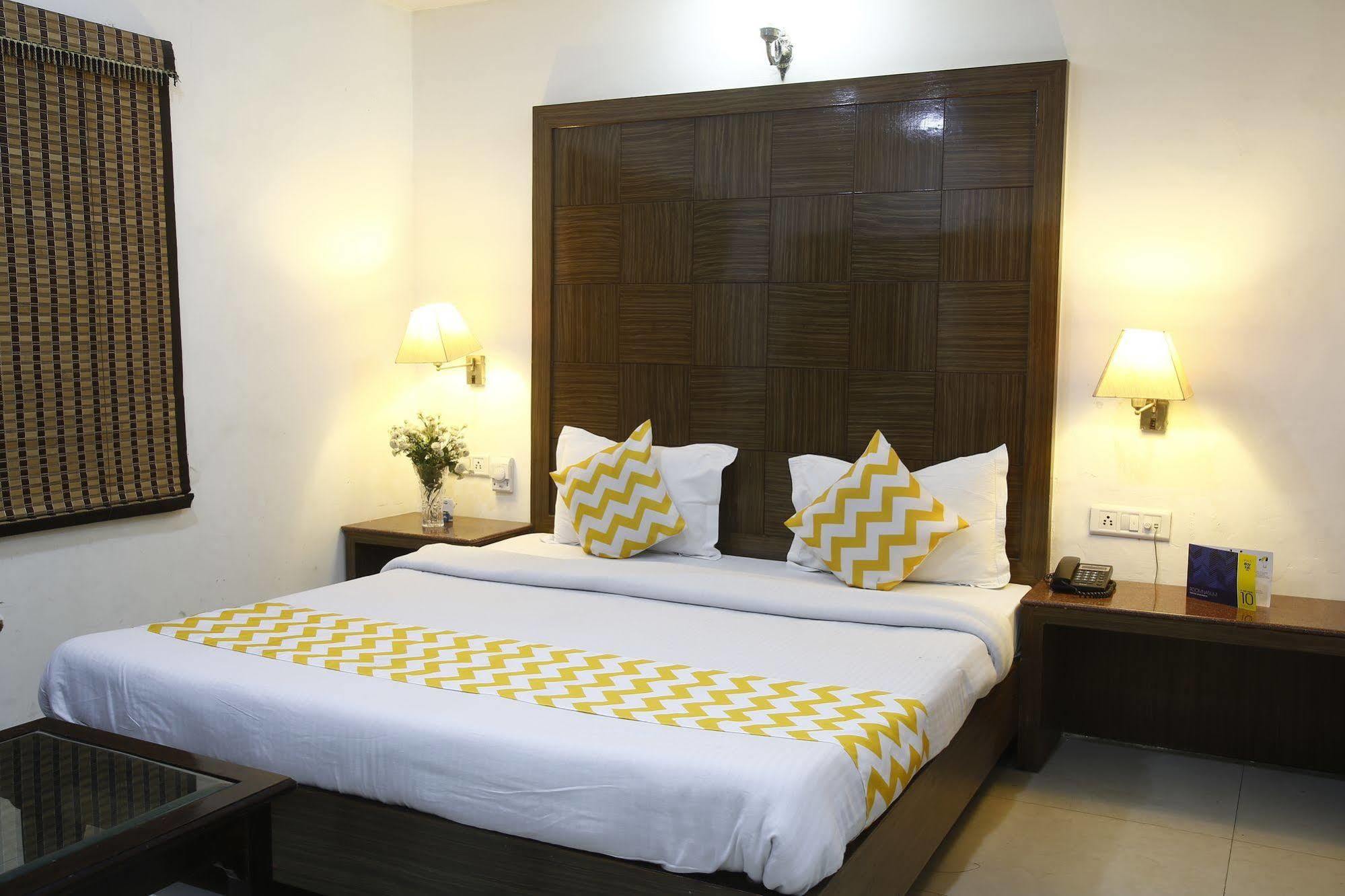 Mohan International Hotel New Delhi