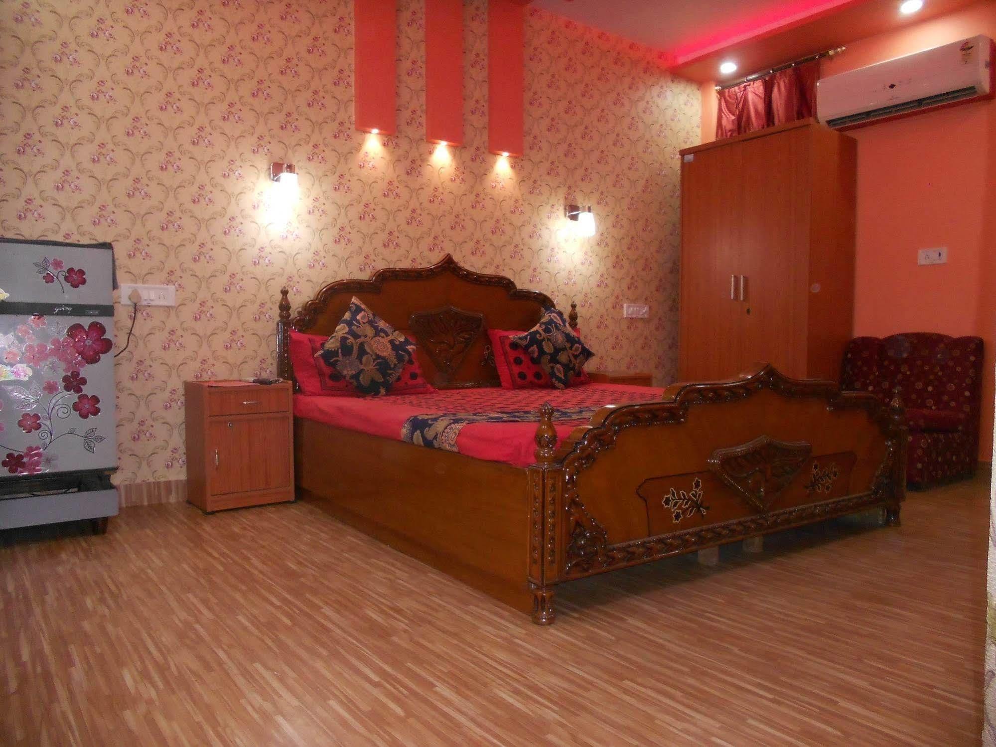 Mystique Moments 2* Delhi (National Capital Territory of India)