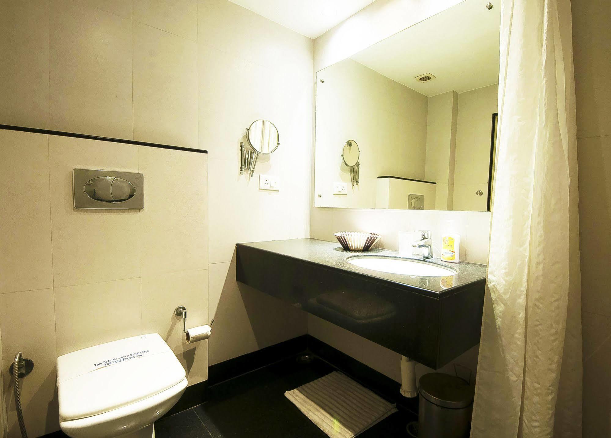 Mayur 3* New Delhi