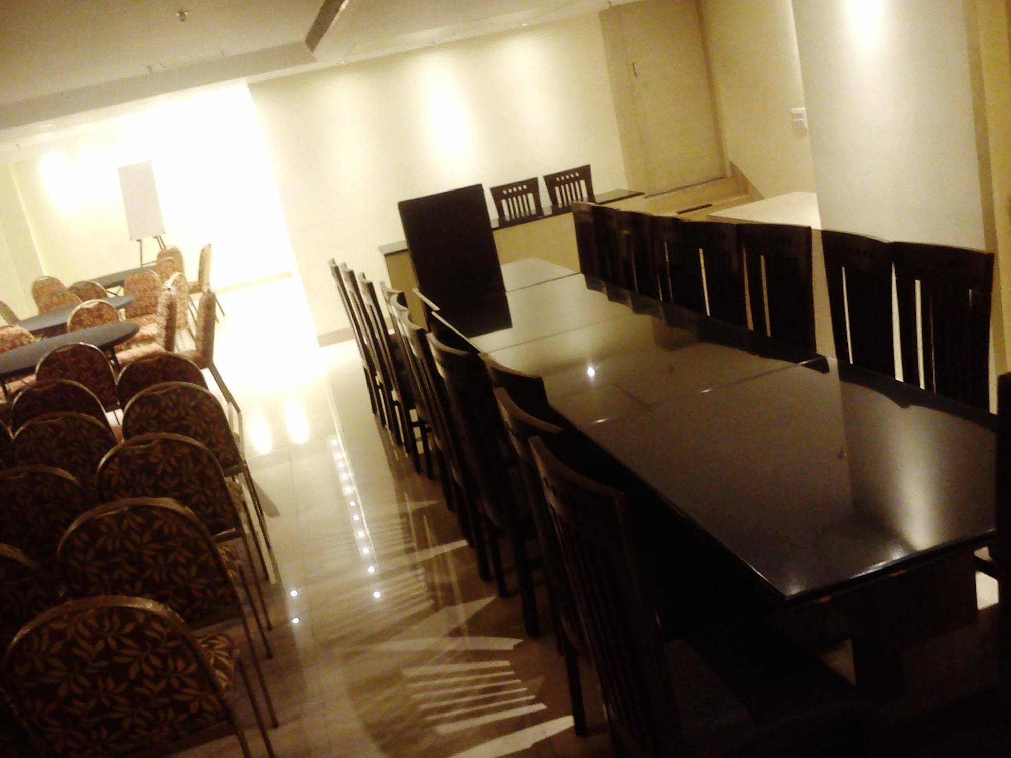 Mayur New Delhi