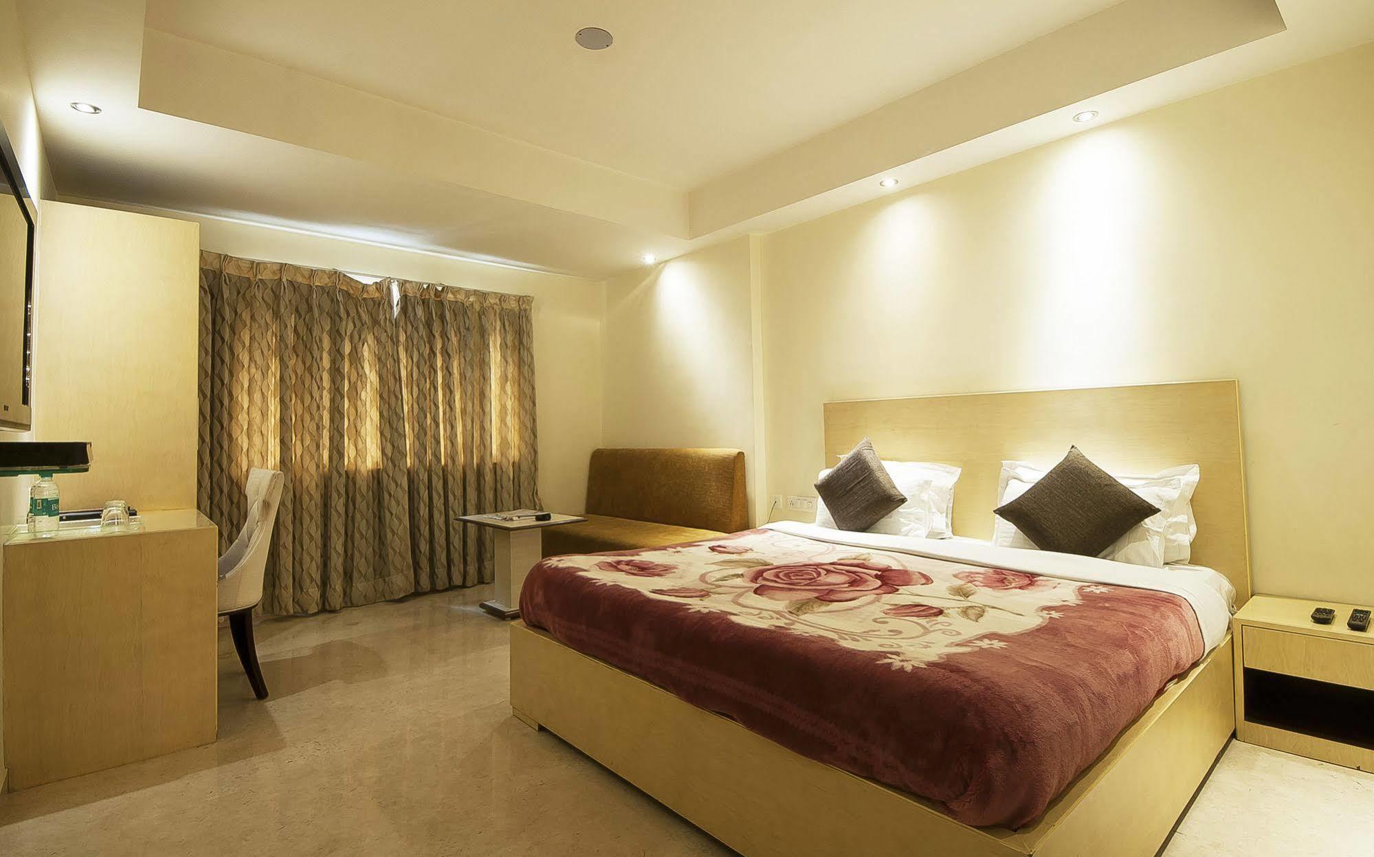 Hotel Mayur 3*