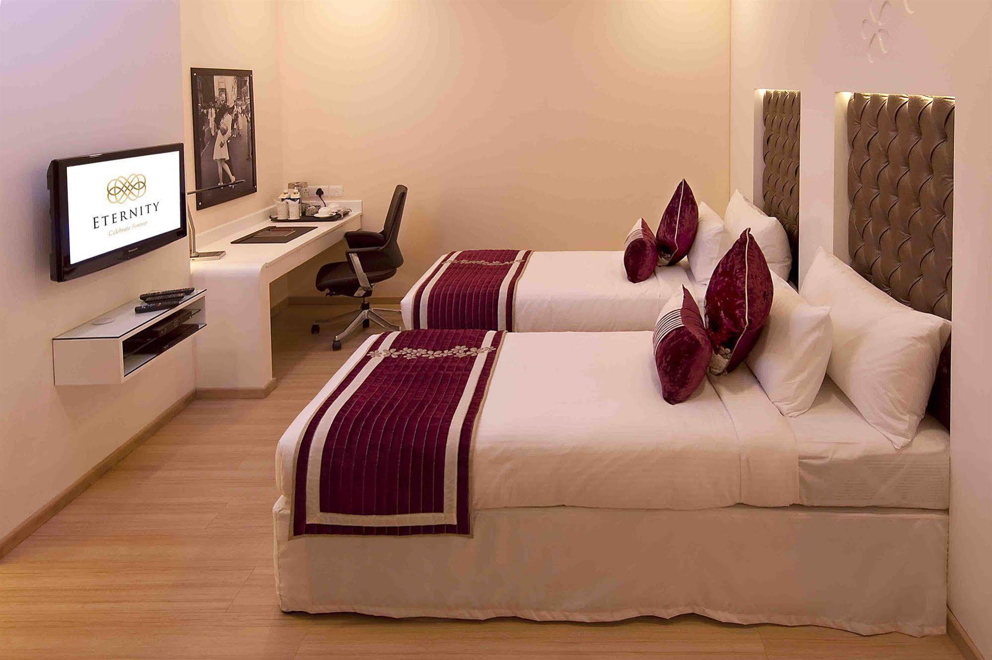 Hotel Eternity 4*